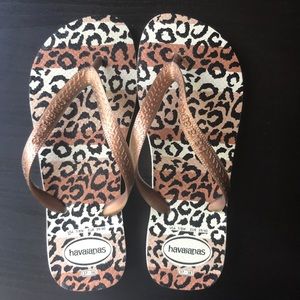 Havianas Women’s Cheetah Flip Flops